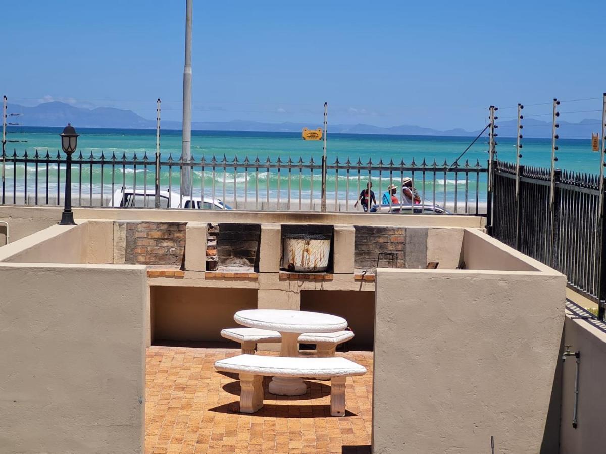 Silver Lining Beach Apartment Kaapstad Buitenkant foto