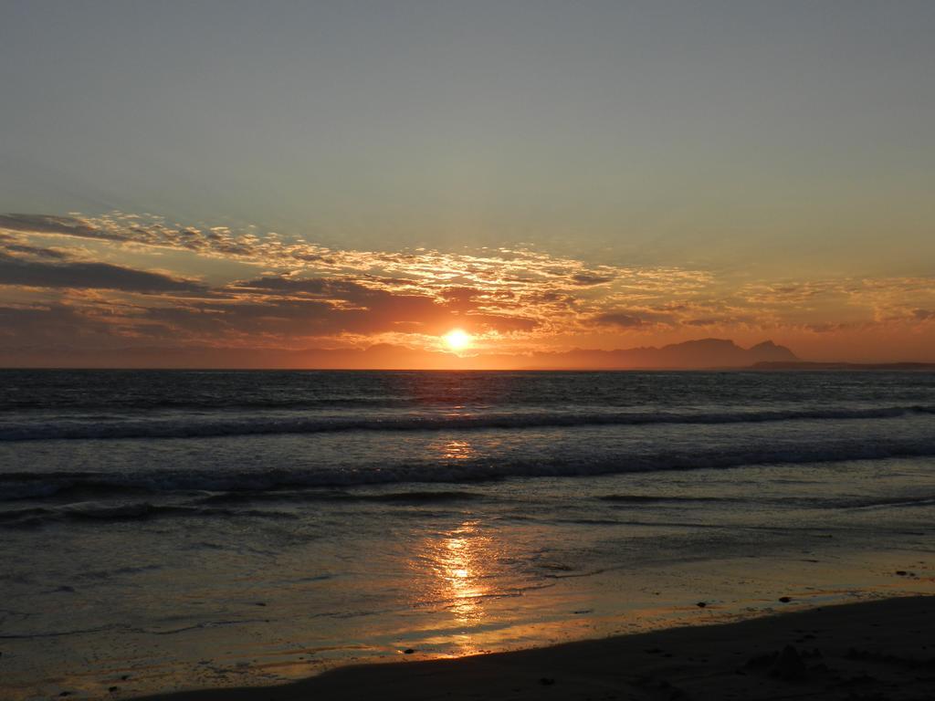 Silver Lining Beach Apartment Kaapstad Buitenkant foto