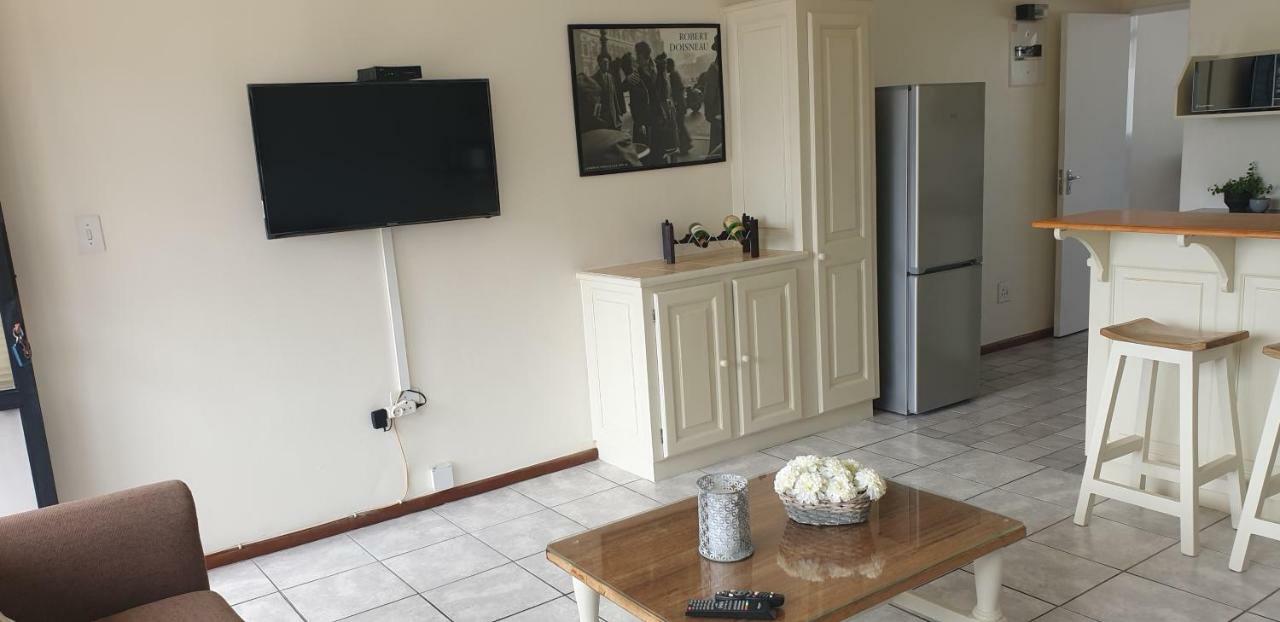 Silver Lining Beach Apartment Kaapstad Buitenkant foto