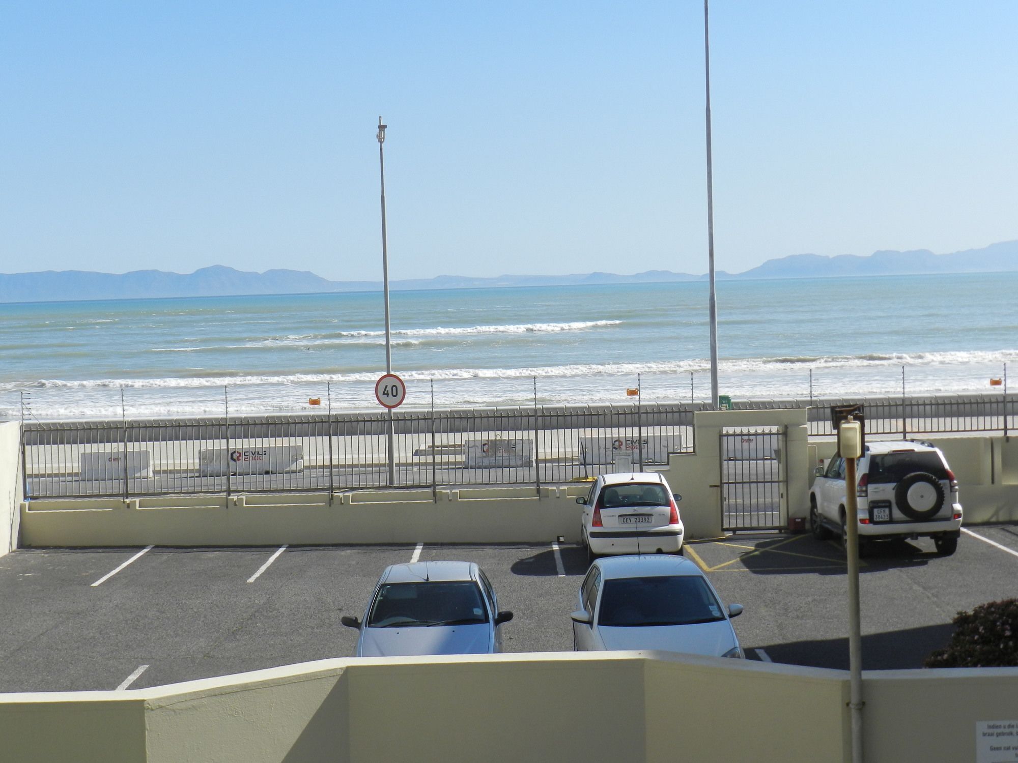 Silver Lining Beach Apartment Kaapstad Buitenkant foto